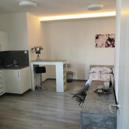 Apartman Apartament *