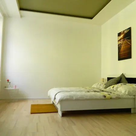 Apartman *
