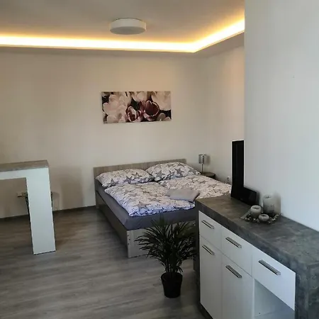Apartman Apartment *