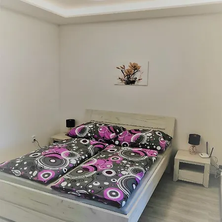 Apartment Apartman *